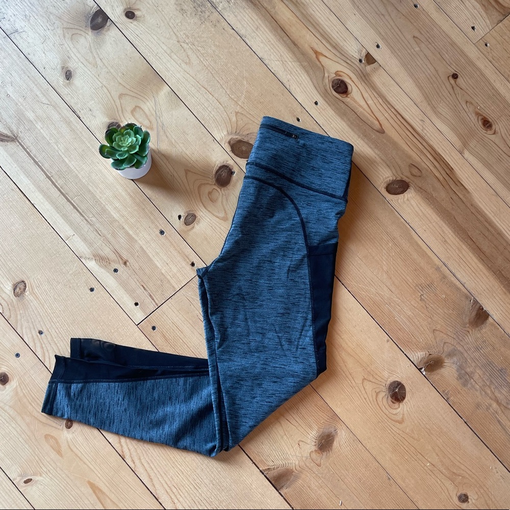 Mesh panel legging - Picture 2 of 9